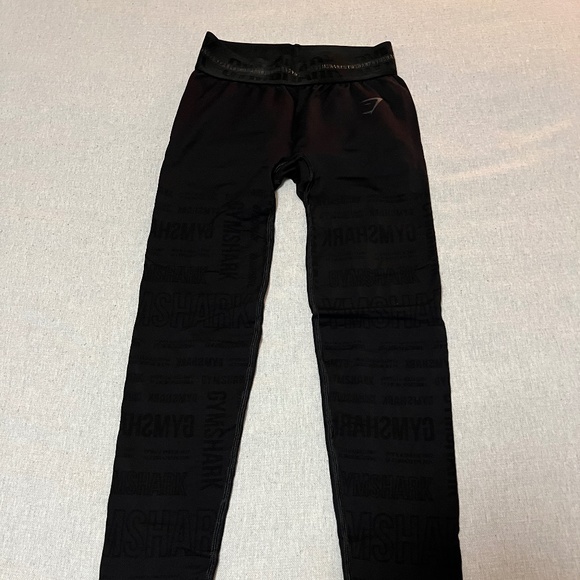 Gym Shark Seamless Leggings | Black | - Picture 2 of 5